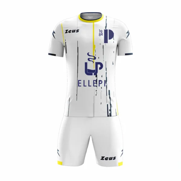 Away Kit 24/25