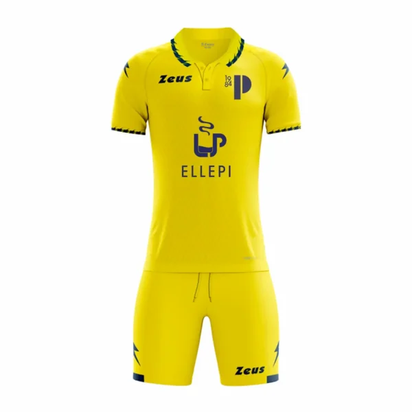 Home Kit 24/25